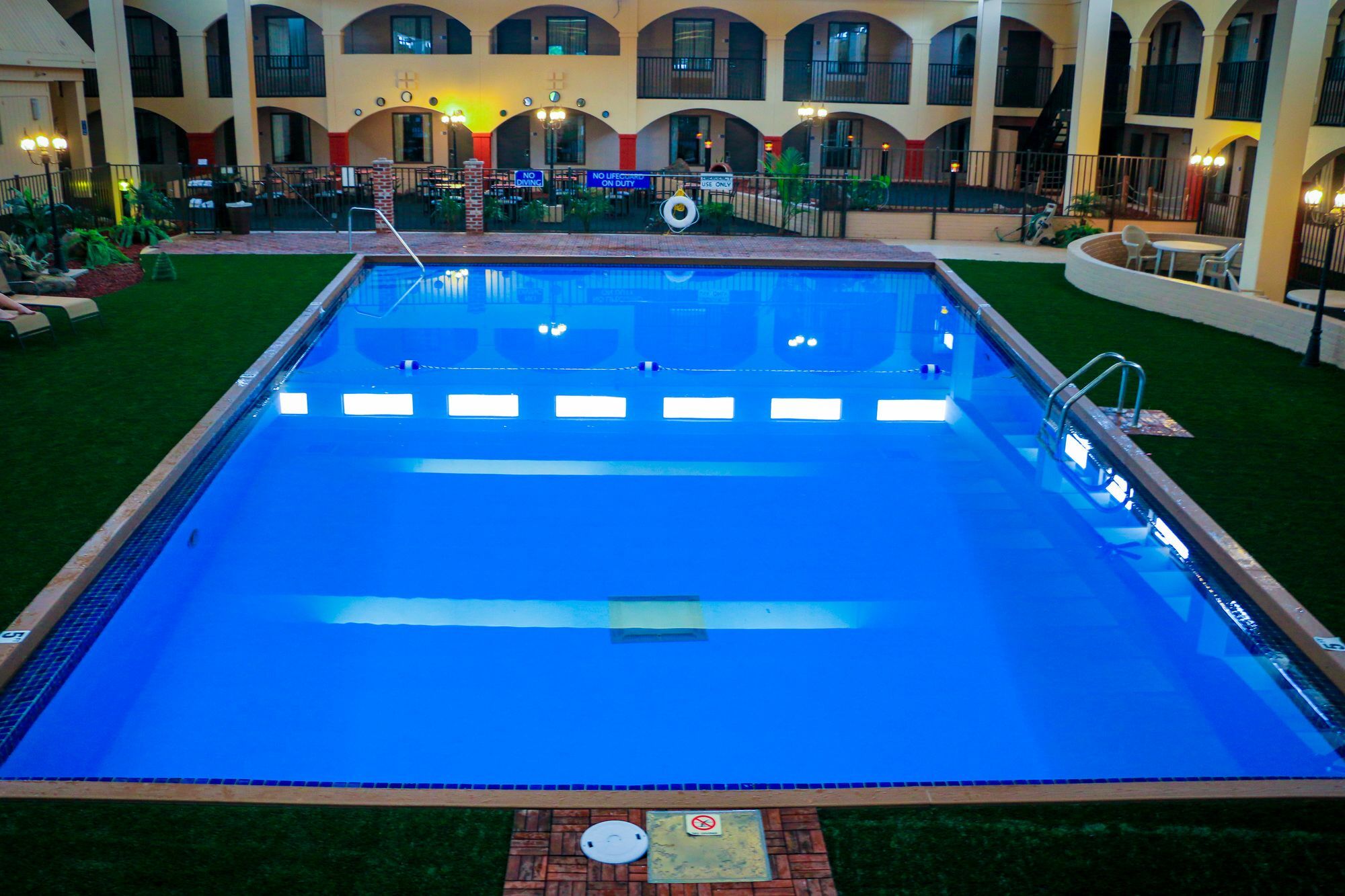 Suite Dreams Hotel Mattoon Экстерьер фото
